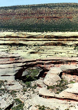Sipapu Natural Bridge [51kb]
